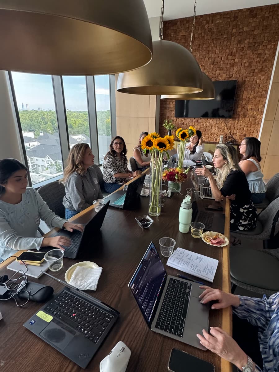 Women builders around the table at the Houston AI IRL kickoff